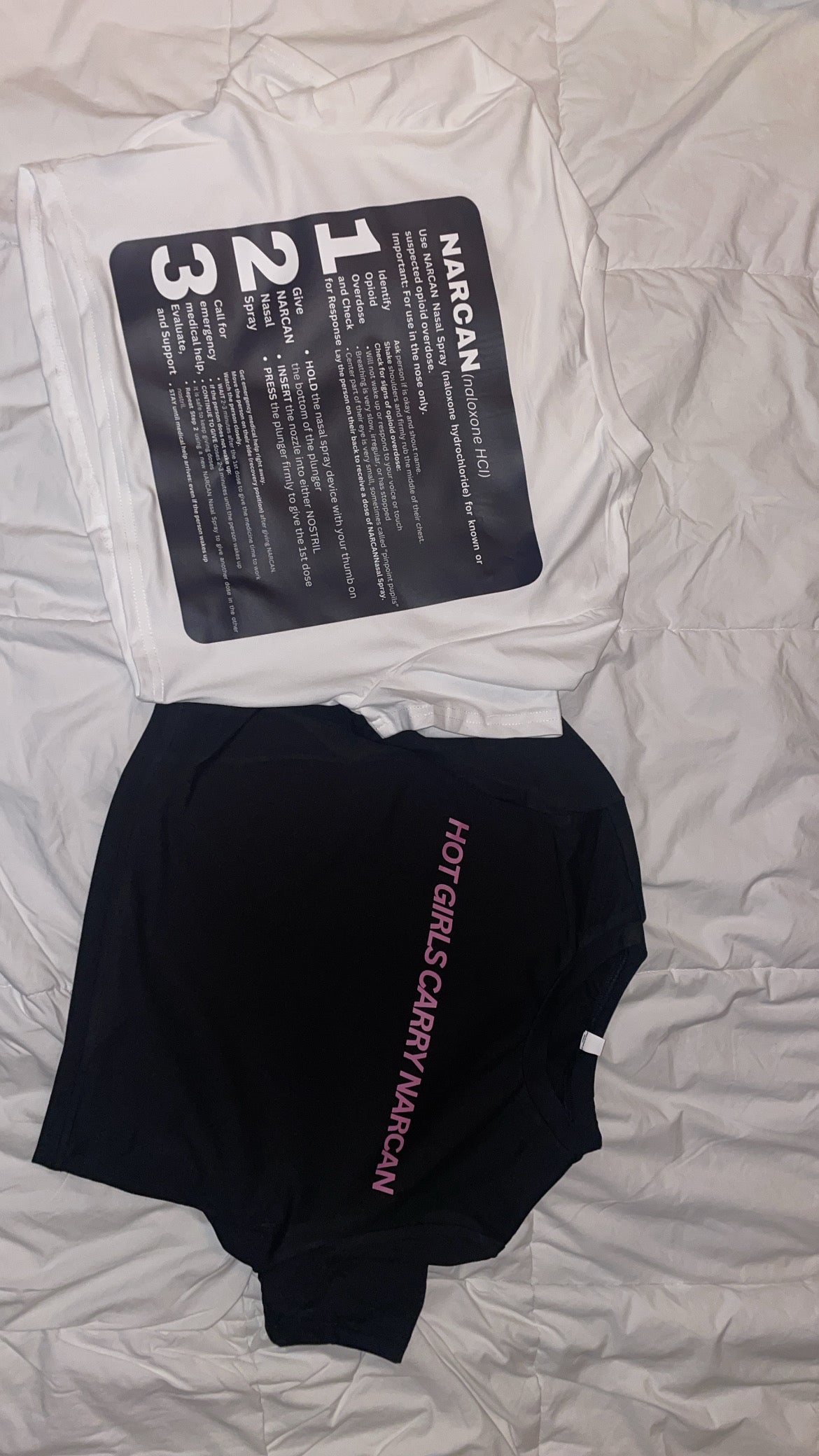 CARRY NARCAN tee